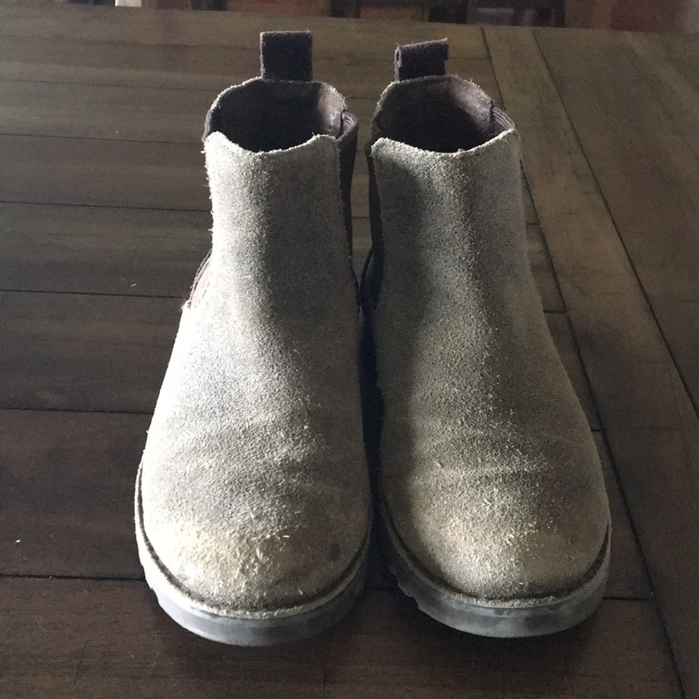 Boy ugg boots